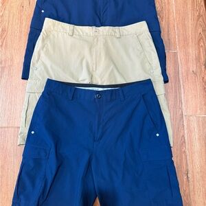 Under Armour Men's Navy and Khaki Cargo Shorts bundle (3) - men’s 34 - 10” insea